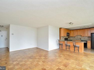 4600 S FOUR MILE RUN DRIVE S, Unit 626, ARLINGTON, VA 22204