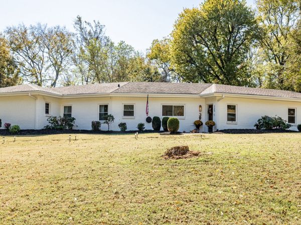 725 Elysian Fields Rd, Nashville, TN 37204