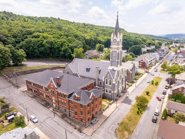 124 E Abbott Street , Jim Thorpe, PA 18232
