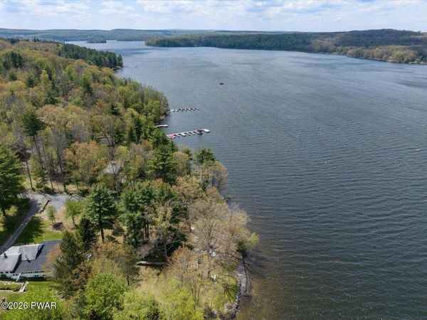 115 Leonard Lane, Paupack, PA 18451