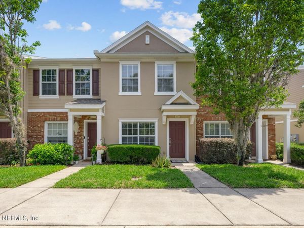 8077 SUMMERSIDE Circle, Jacksonville, FL 32256