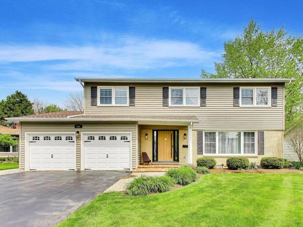 504 W Berkley Drive, Arlington Heights, IL 60004