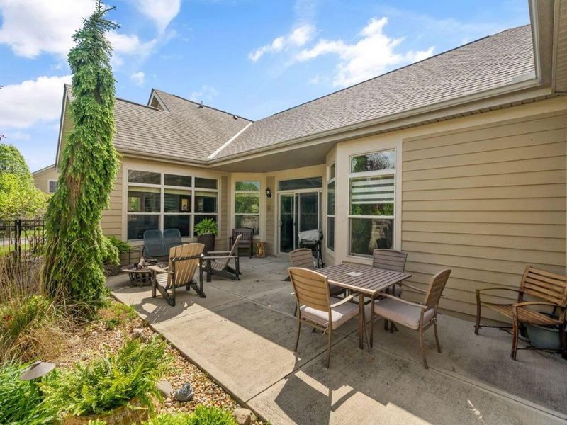 3844 Foresta Grand Drive, Powell, OH 43065 Photo 12