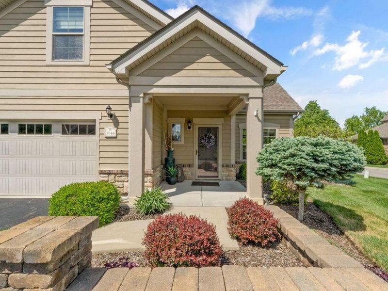 3844 Foresta Grand Drive, Powell, OH 43065 Photo 3