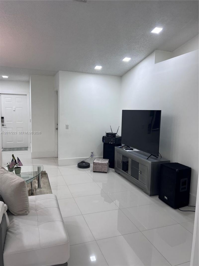 1367 Plumosa Way , Weston, FL 33327 Photo
