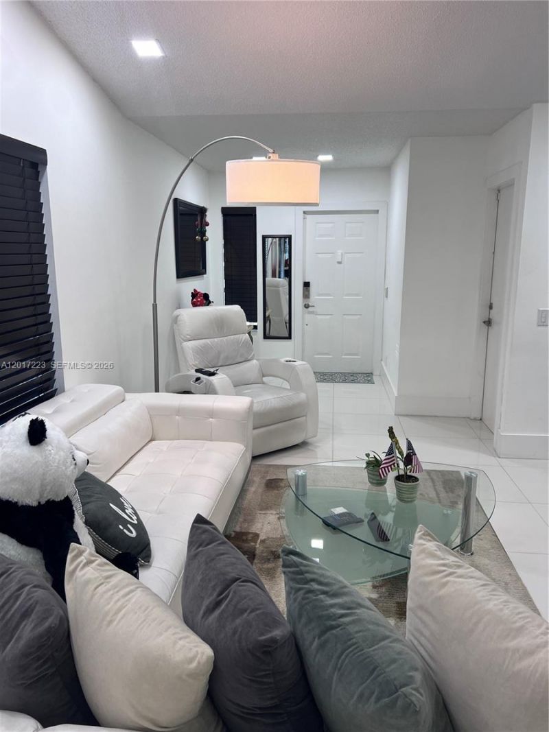 1367 Plumosa Way , Weston, FL 33327 Photo