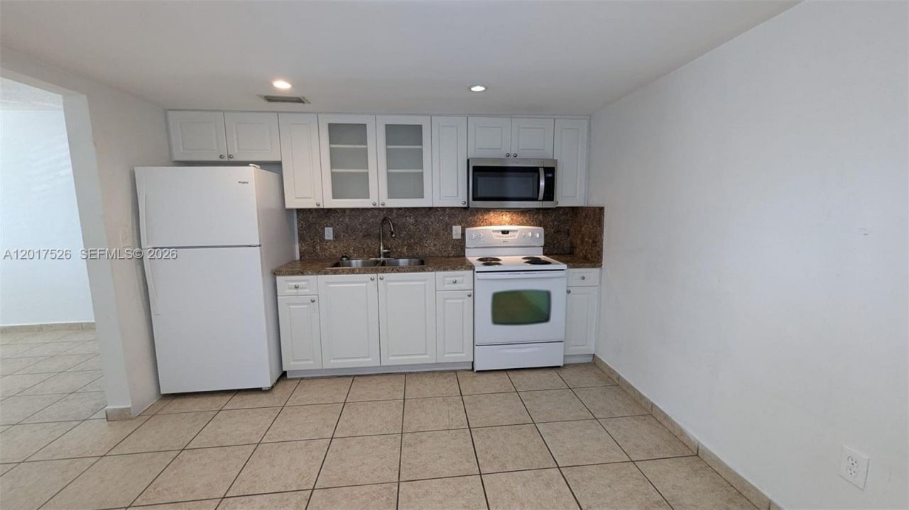 3525 SW 25th Ter , Unit 1, Miami, FL 33133 Photo