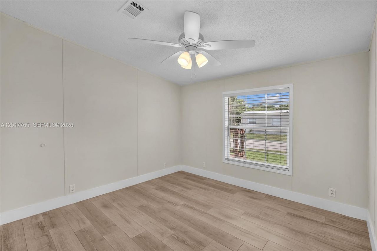 730 NW 217th Ter, Pembroke Pines, FL 33029 Photo