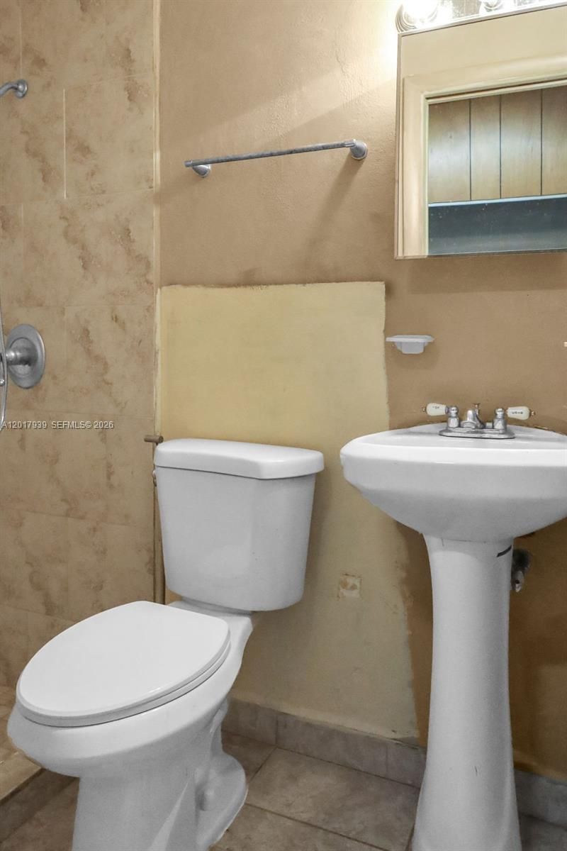 3405 E Shore Rd , Miramar, FL 33023 Photo