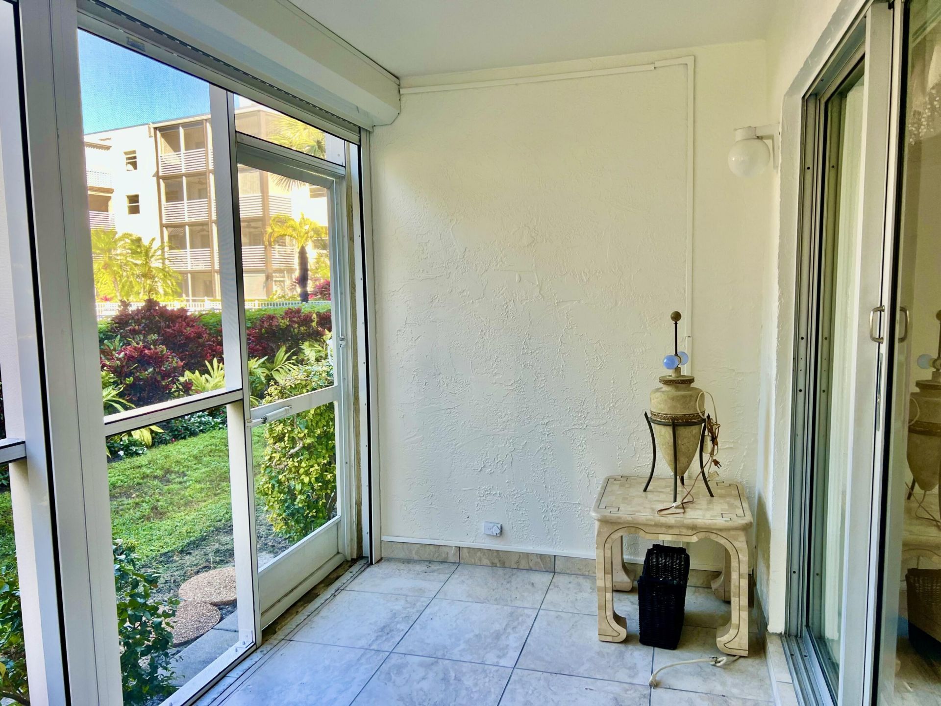1541 S Ocean Boulevard, Unit 115, Lauderdale by the Sea, FL 33062 Photo
