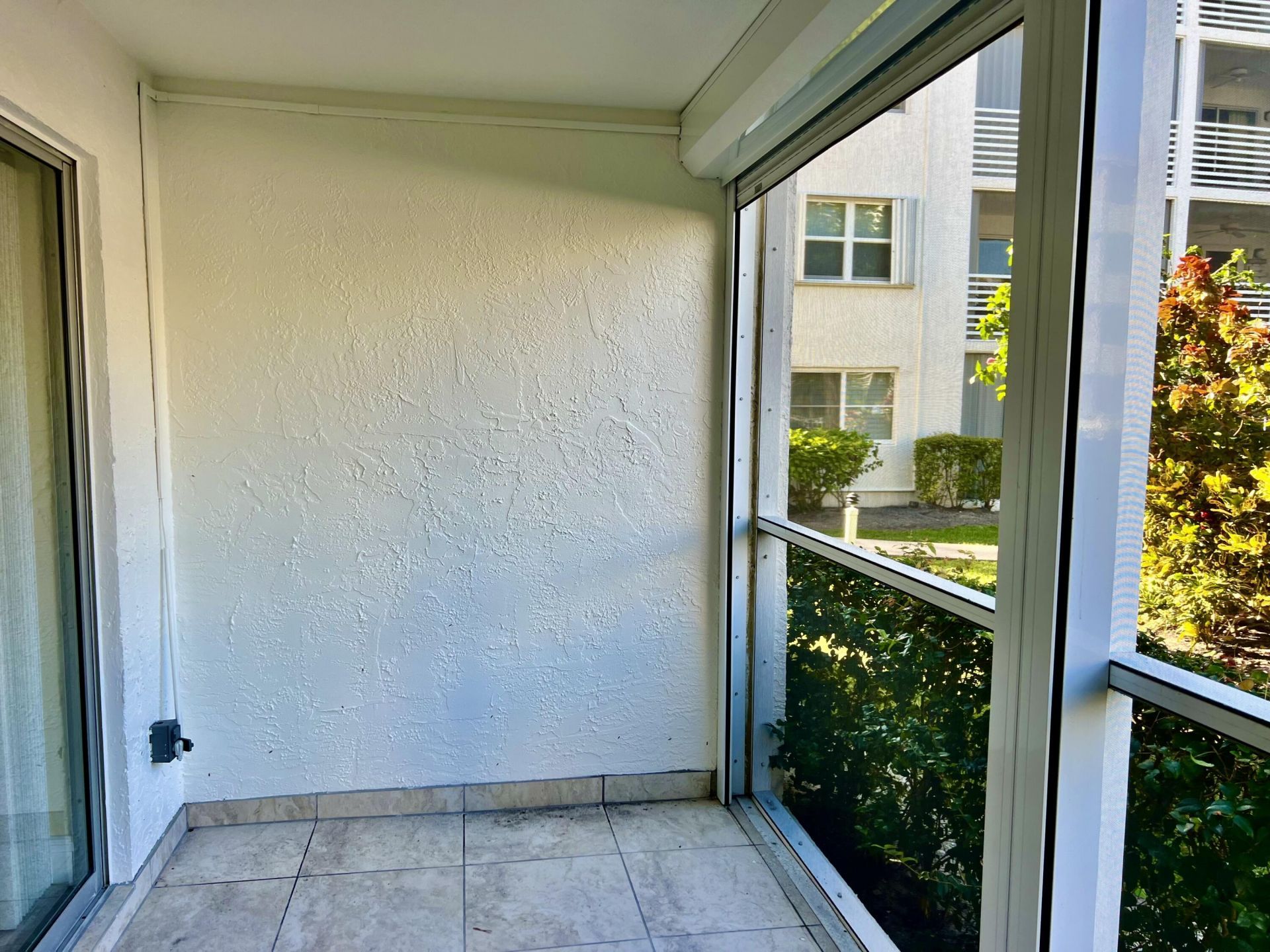 1541 S Ocean Boulevard, Unit 115, Lauderdale by the Sea, FL 33062 Photo