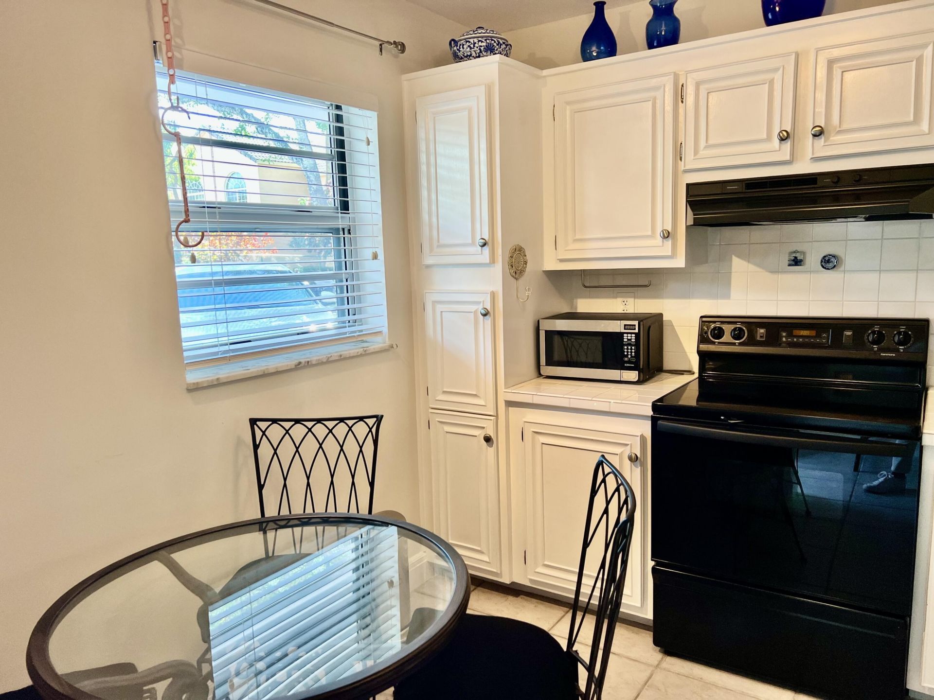 1541 S Ocean Boulevard, Unit 115, Lauderdale by the Sea, FL 33062 Photo