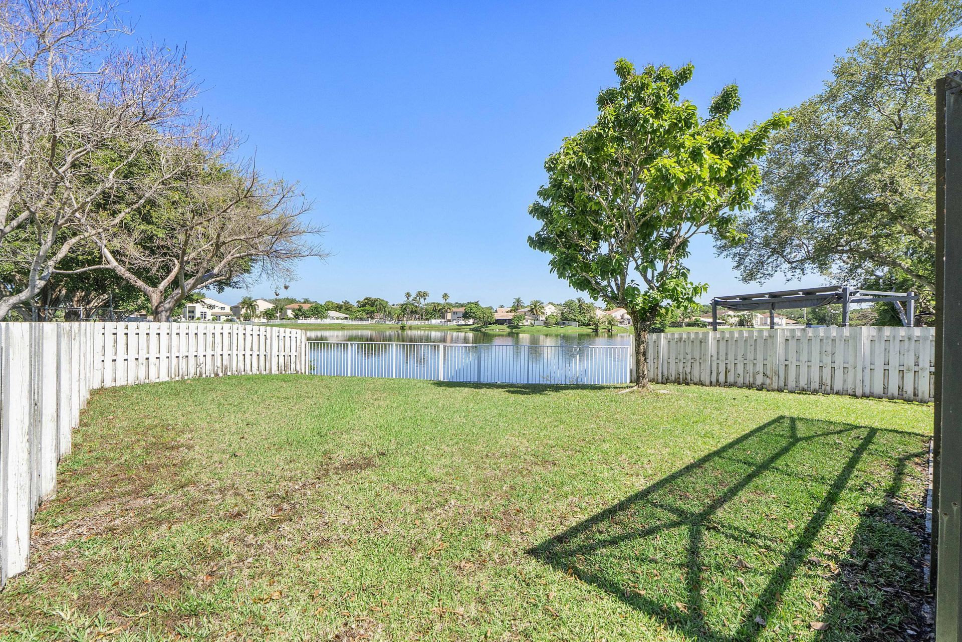 9800 NW 9th Court, Plantation, FL 33324 Photo