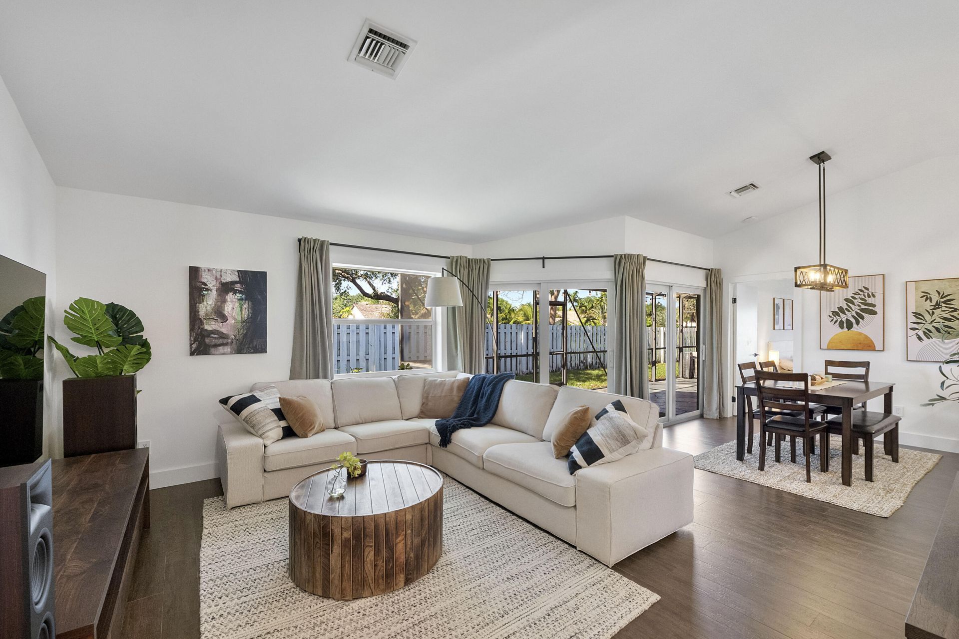 9800 NW 9th Court, Plantation, FL 33324 Photo