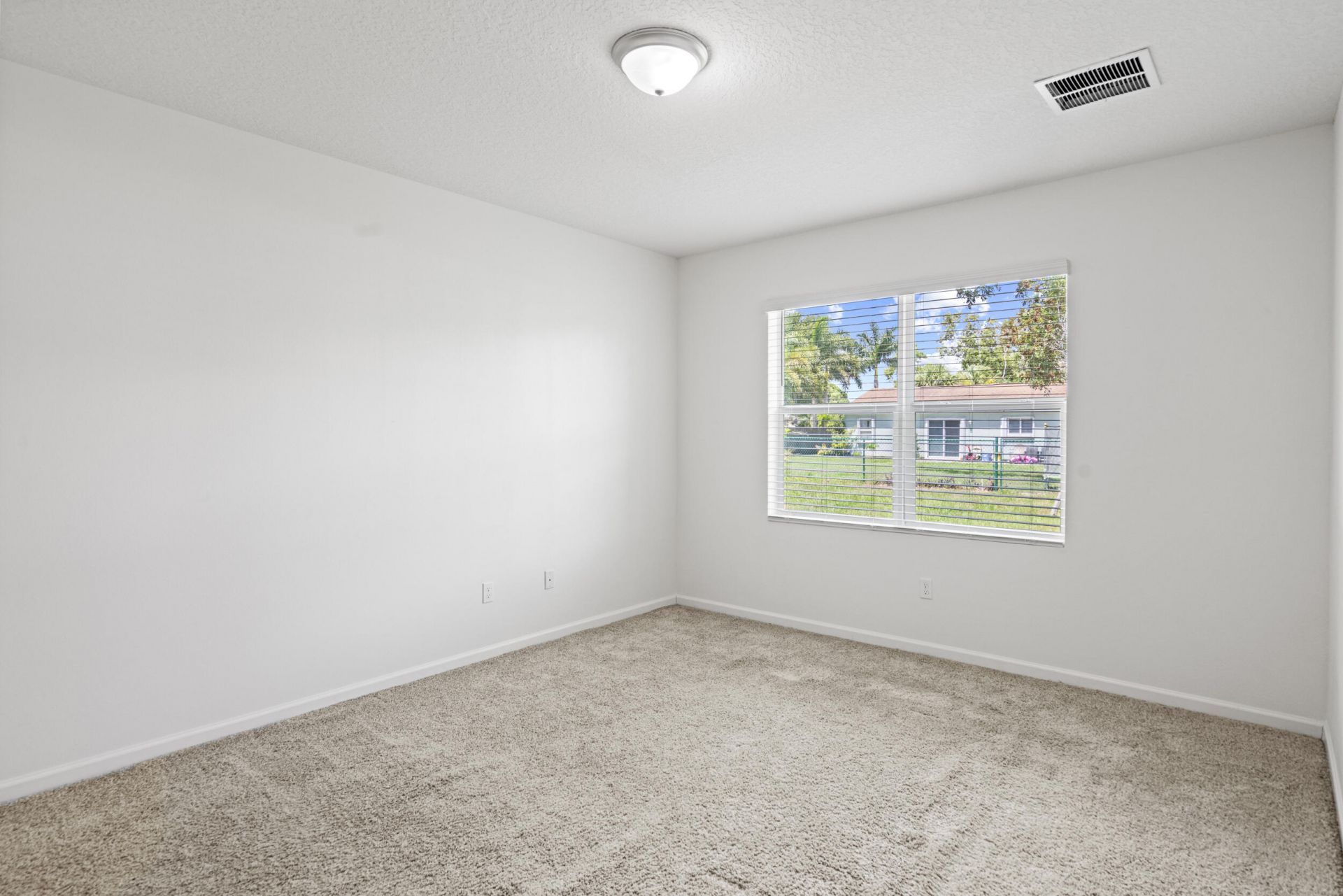 2538 SE Rock Springs Drive, Port Saint Lucie, FL 34952 Photo