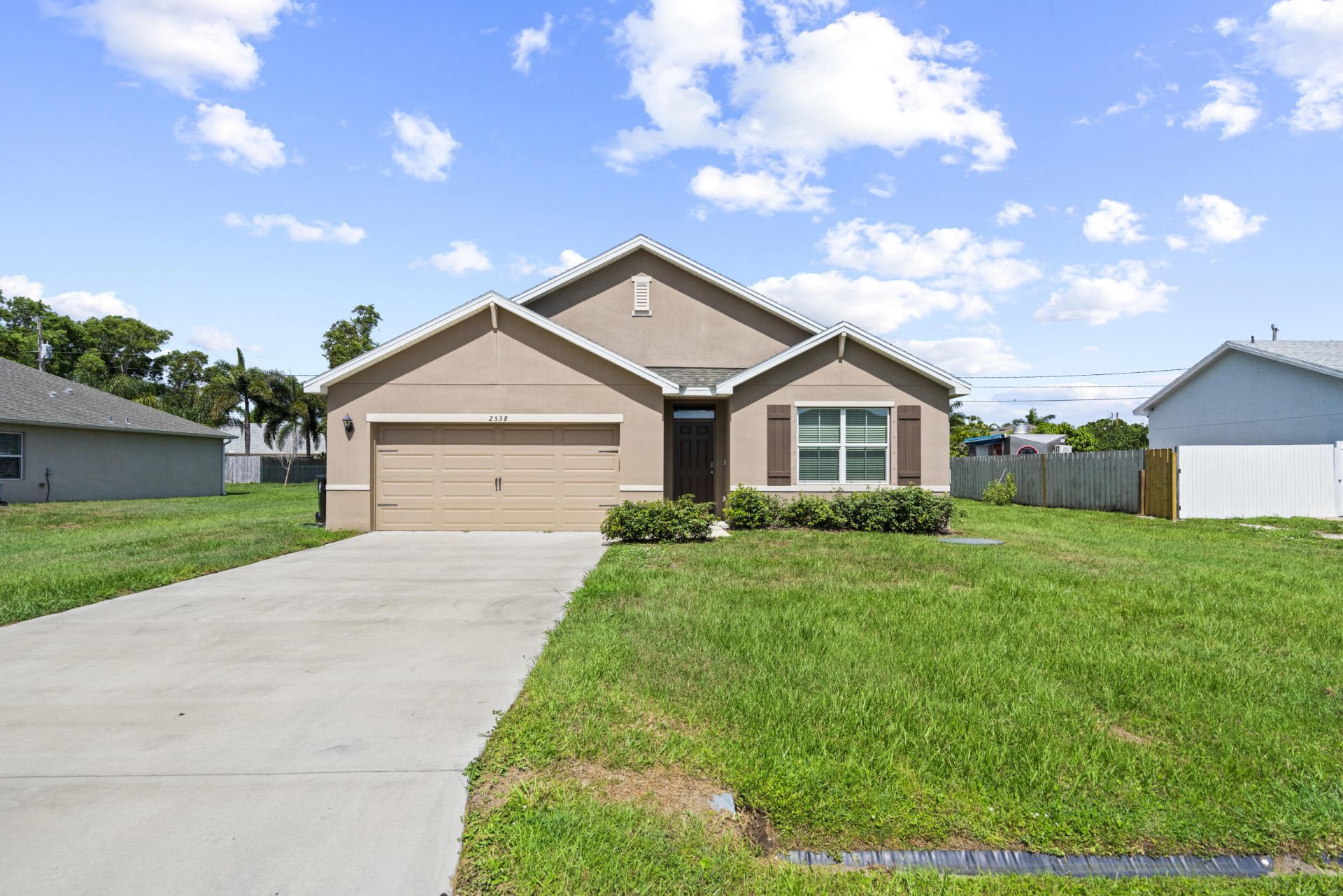 2538 SE Rock Springs Drive, Port Saint Lucie, FL 34952 Photo