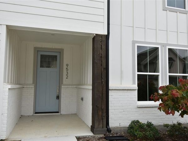 9532 Thorncrown Lane, Fort Worth, TX 76179