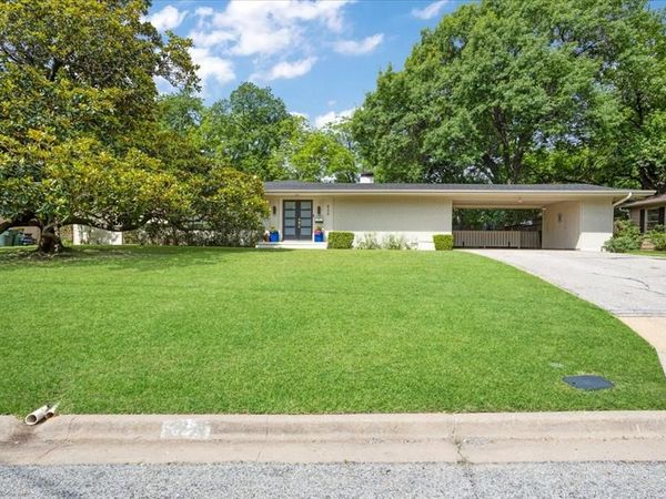 624 Westwood Drive, Sherman, TX 75092