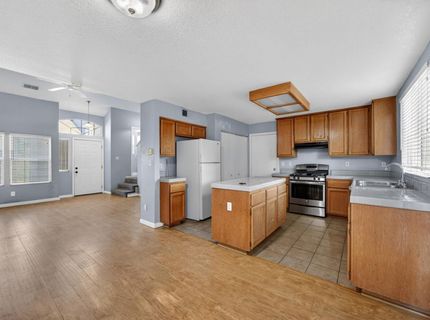 9572 S Coast Ln, Elk Grove, CA 95758 Photo
