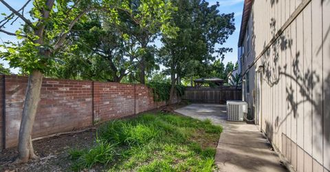 9572 S Coast Ln, Elk Grove, CA 95758 Photo