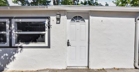 4201 56th St, Sacramento, CA 95820 Photo