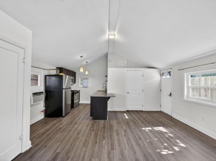 4201 56th St, Sacramento, CA 95820 Photo