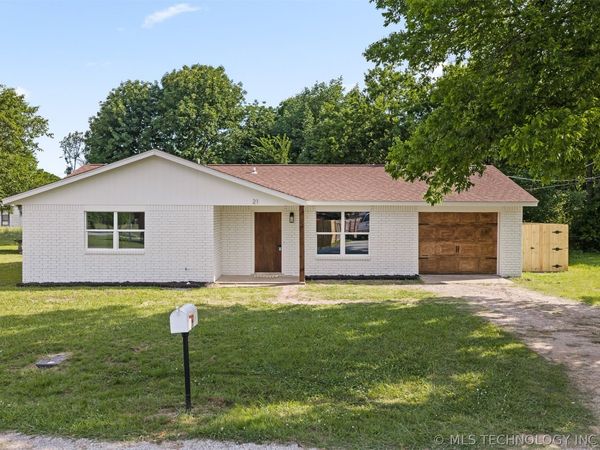 21 Park Street , Lone Grove, OK 73443