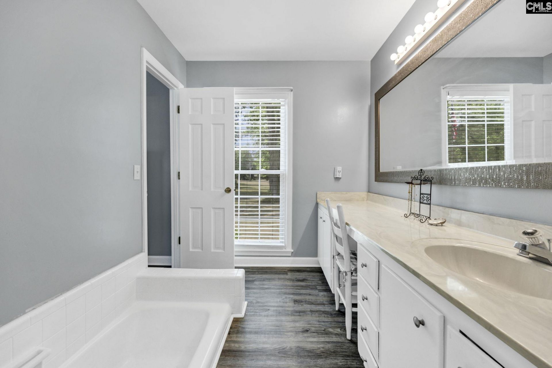 1244 Weston Road Photo 26