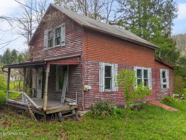 1114 Bacontown Road, Nicholson, PA 18446