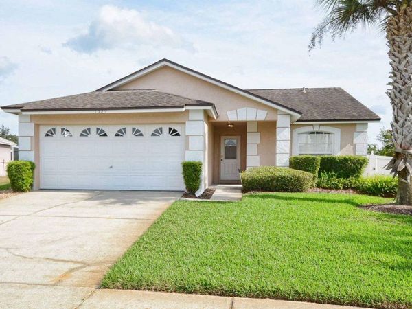 1529 INDIAN OAKS TRAIL , KISSIMMEE, FL 34747