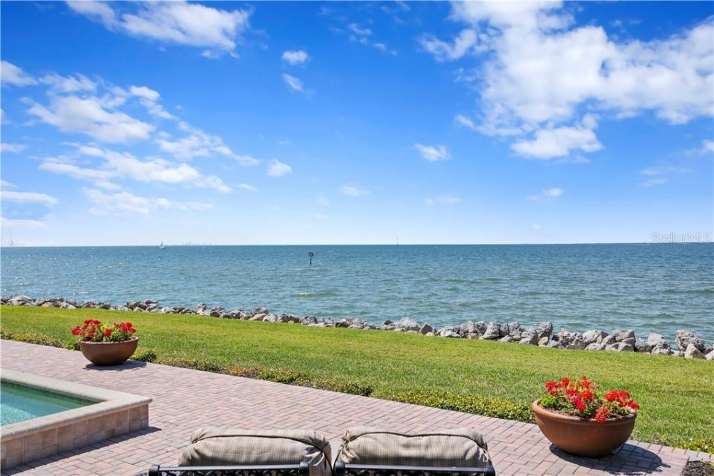 6308 Marbella Boulevard, Apollo Beach, FL 33572 Photo