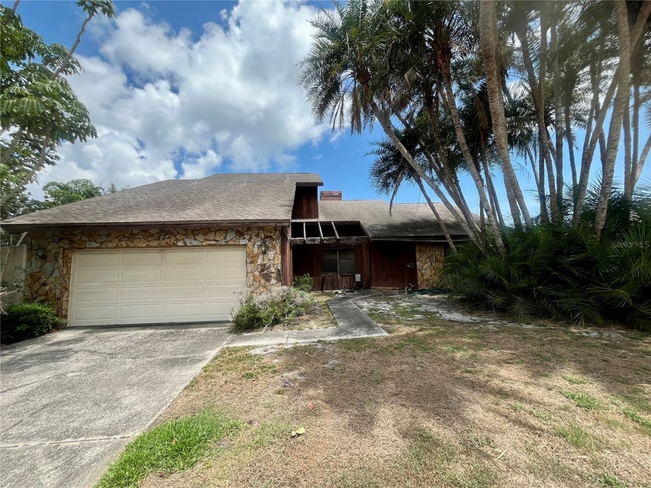 1315 74th Circle Ne, Saint Petersburg, FL 33702 Main Photo