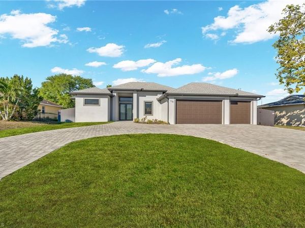 118 NW 2nd AVE, CAPE CORAL, FL 33993