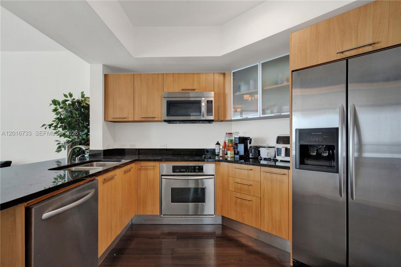 480 NE 30th St , Unit 1102, Miami, FL 33137 Photo