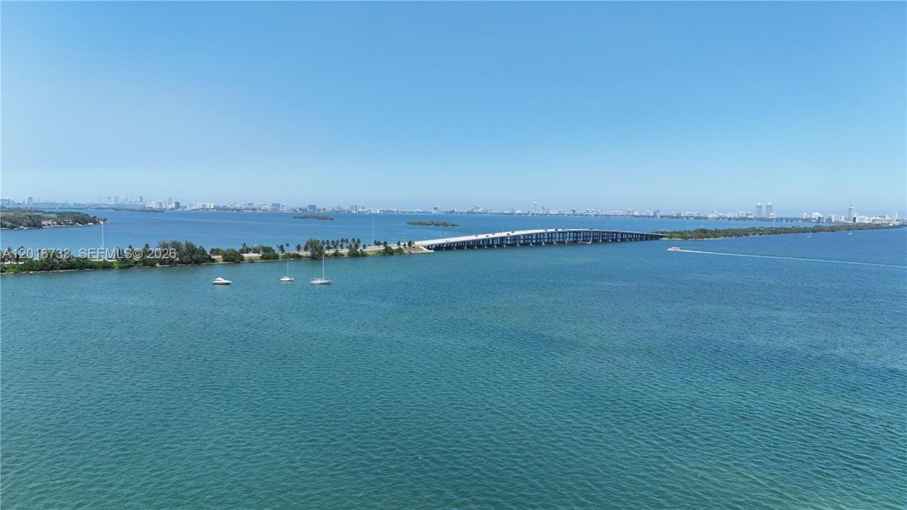 480 NE 30th St , Unit 1102, Miami, FL 33137 Photo