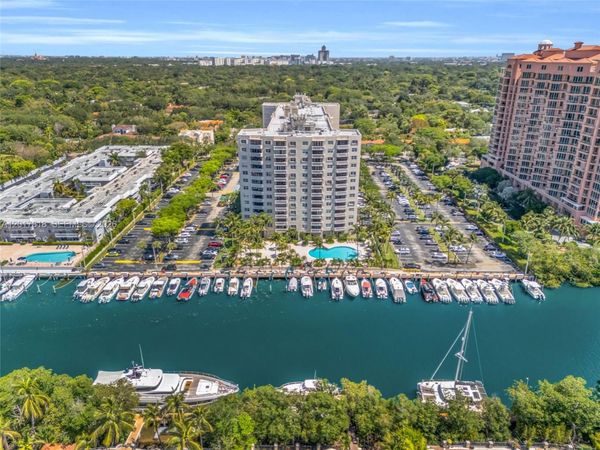 90 Edgewater Dr , Unit 525, Coral Gables, FL 33133