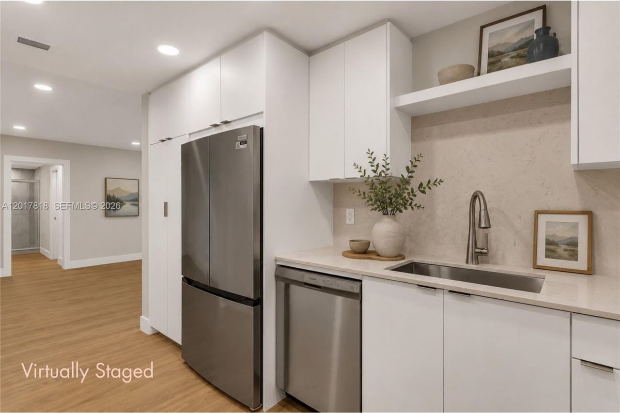 90 Edgewater Dr , Unit 525, Coral Gables, FL 33133 Photo