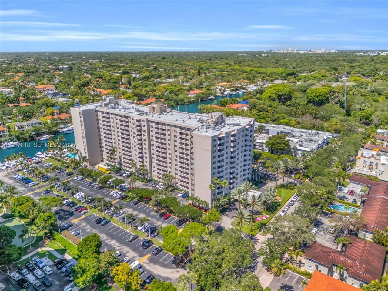 90 Edgewater Dr , Unit 525, Coral Gables, FL 33133 Photo