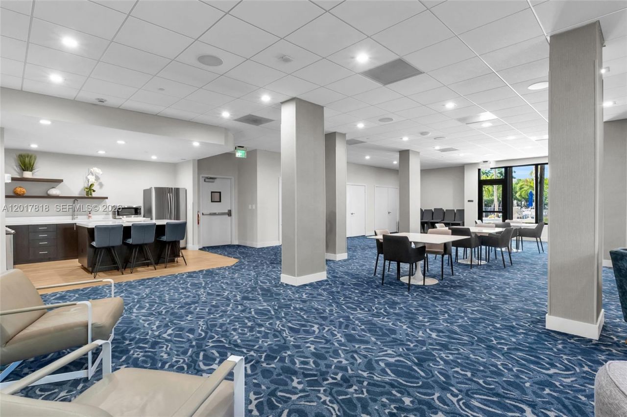 90 Edgewater Dr , Unit 525, Coral Gables, FL 33133 Photo