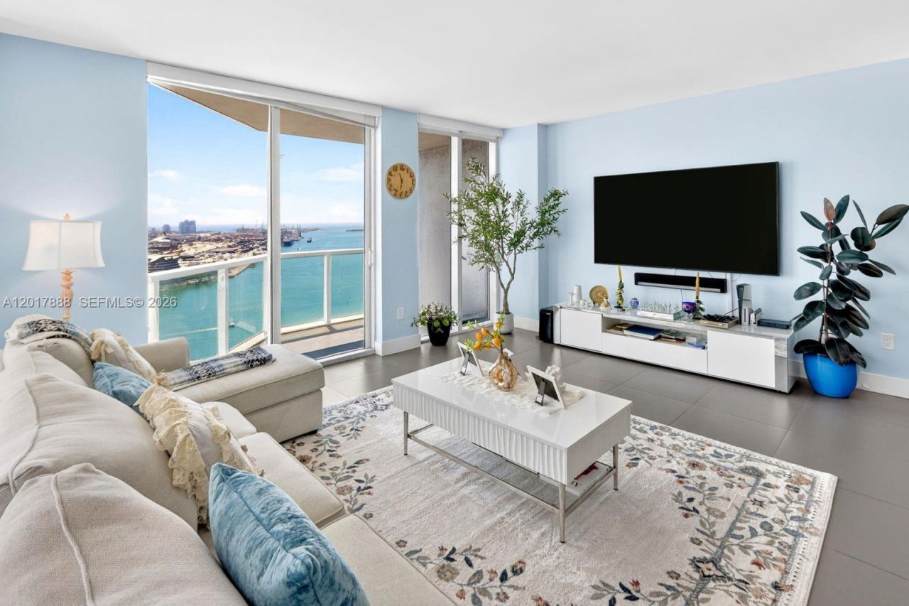 244 Biscayne Blvd , Unit 3602, Miami, FL 33132 Photo