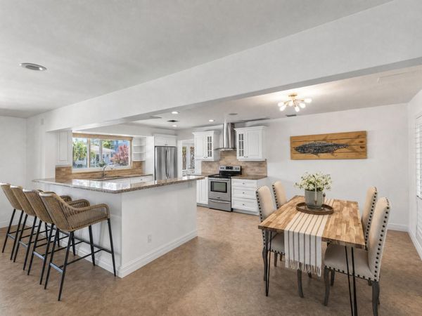 330 SE 10th Street, Pompano Beach, FL 33060