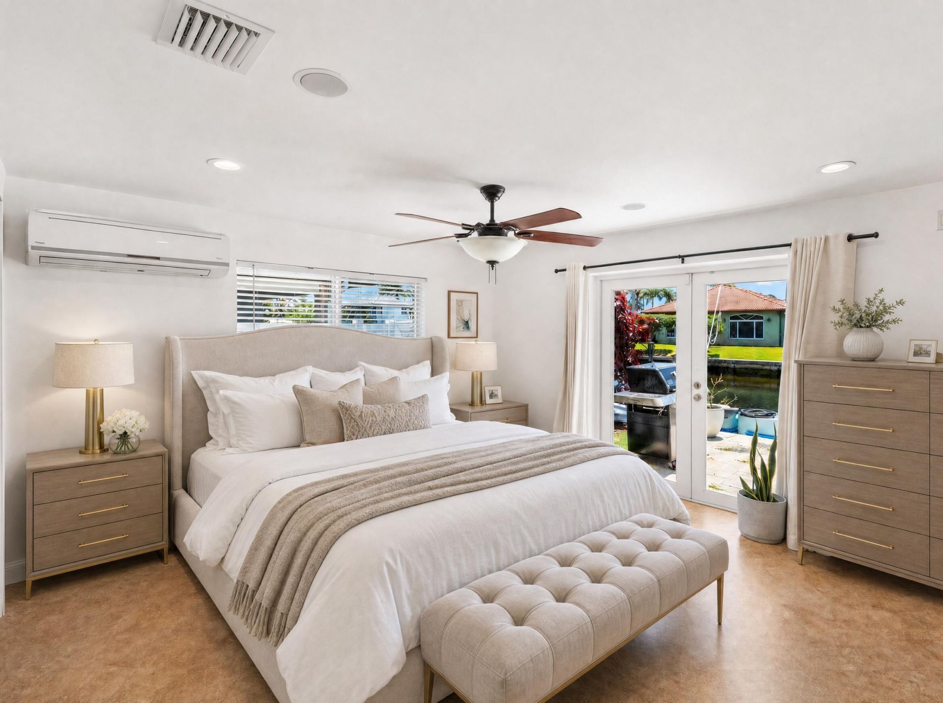 330 SE 10th Street, Pompano Beach, FL 33060 Photo