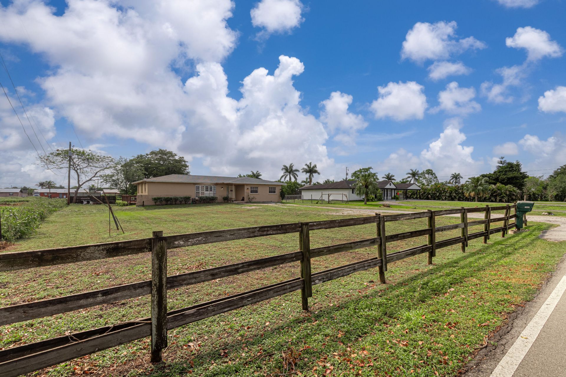 1009 NE 18th Street, Belle Glade, FL 33430 Photo