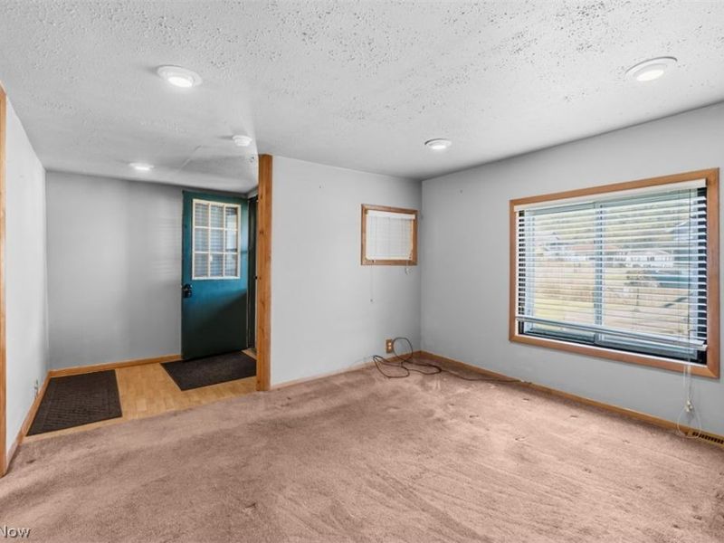 170 Vernia Street, East Liverpool, OH 43920 Photo 7