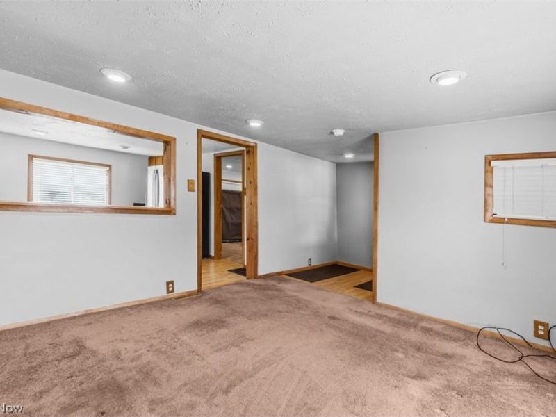 170 Vernia Street, East Liverpool, OH 43920 Photo 8