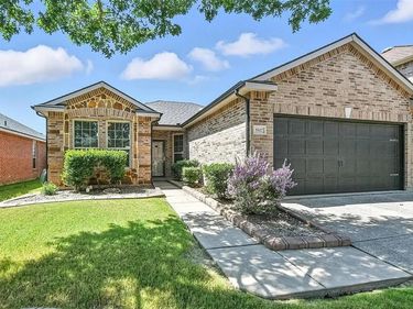 5817 Deck House Road, Fort Worth, TX 76179