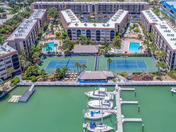 995 Anglers CV , Unit N402, MARCO ISLAND, FL 34145