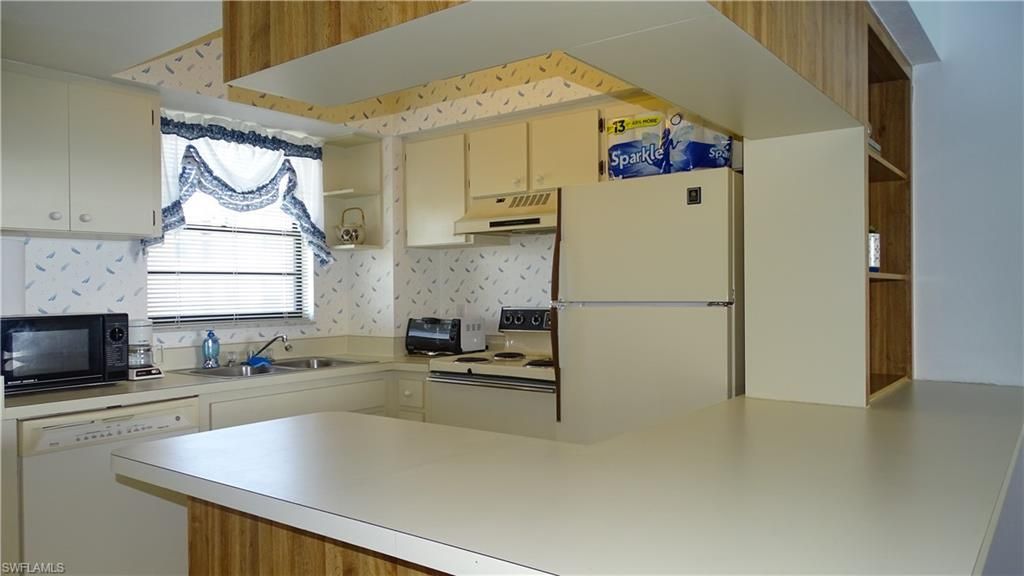 995 Anglers Cv, Unit N402, Marco Island, FL 34145 Photo