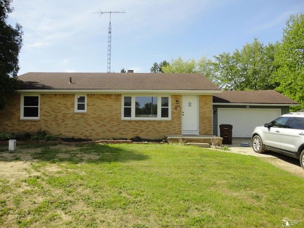 3977 Consear Road, Lambertville, MI 48144