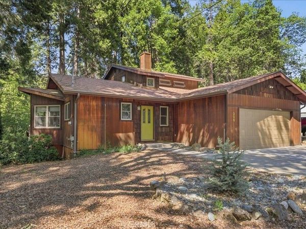 306 Gaudenzio, Mount Shasta, CA 96067